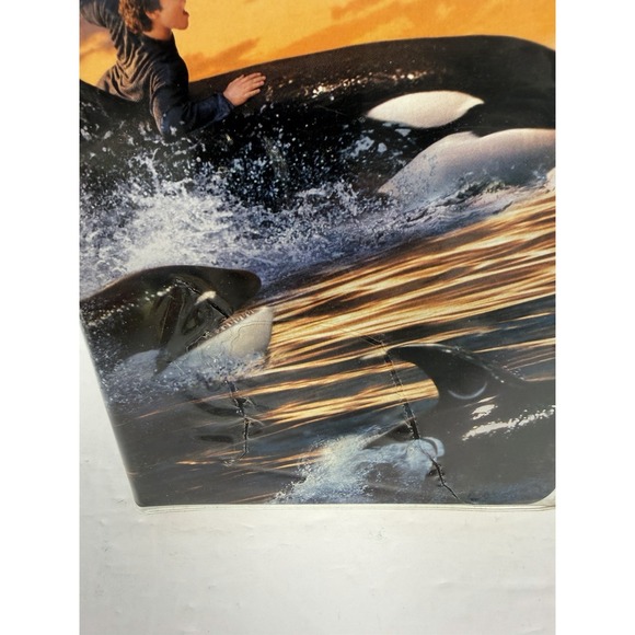 Free Willy 2 the Adventure Home VHS Tape - Picture 2 of 4